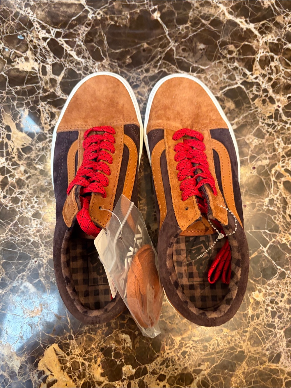 Women’s Vans Sneakers. NWT Size 6.5